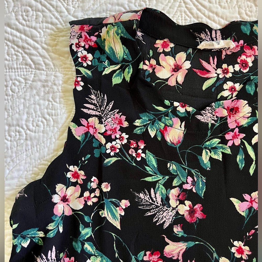 Pleione 🌸 sleeveless floral dressy blouse tank top